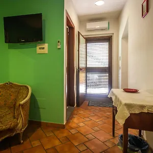 https://villa-felice-giardini-naxos.sicilyhotelsitaly.net